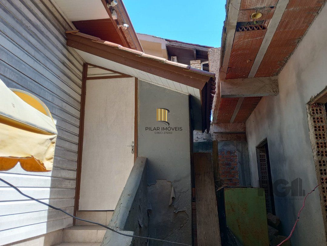 Casa 2 dormitórios no bairro Cavalhada