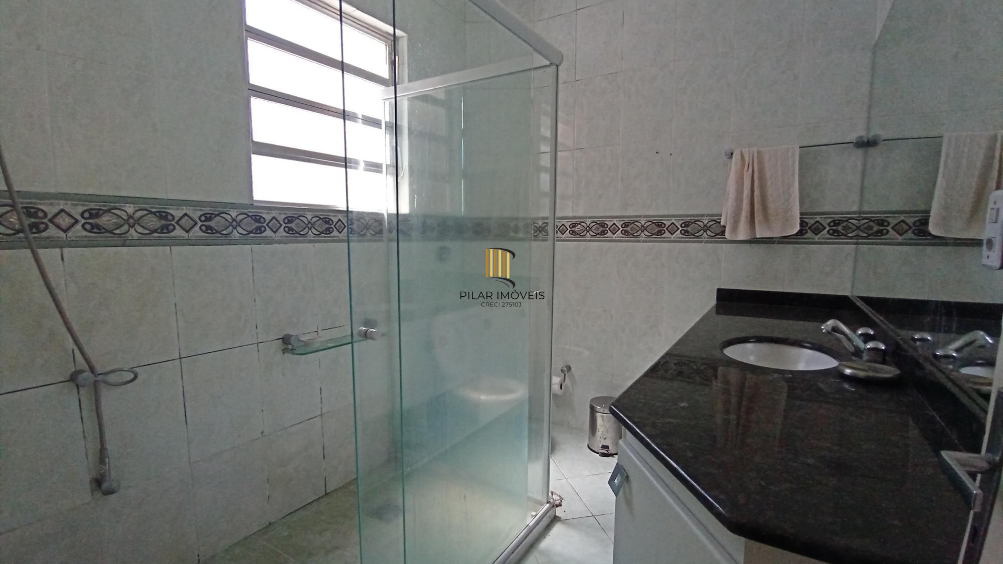 Cobertura com 2 dormitórios no bairro Petrópolis