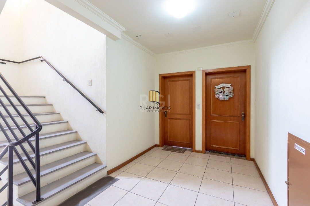 Apartamento para Venda - 82.5m², 3 dormitórios, sendo 1 suites, 1 vaga - Nonoai