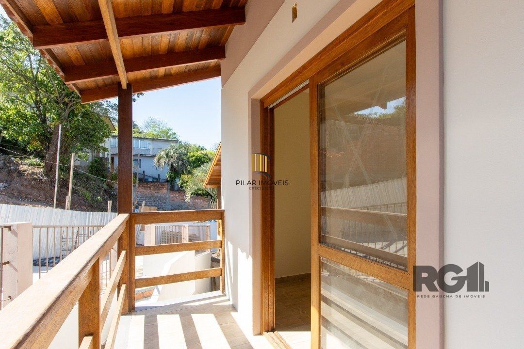 Casa de Condomínio 2 dormitórios no bairro Cascata