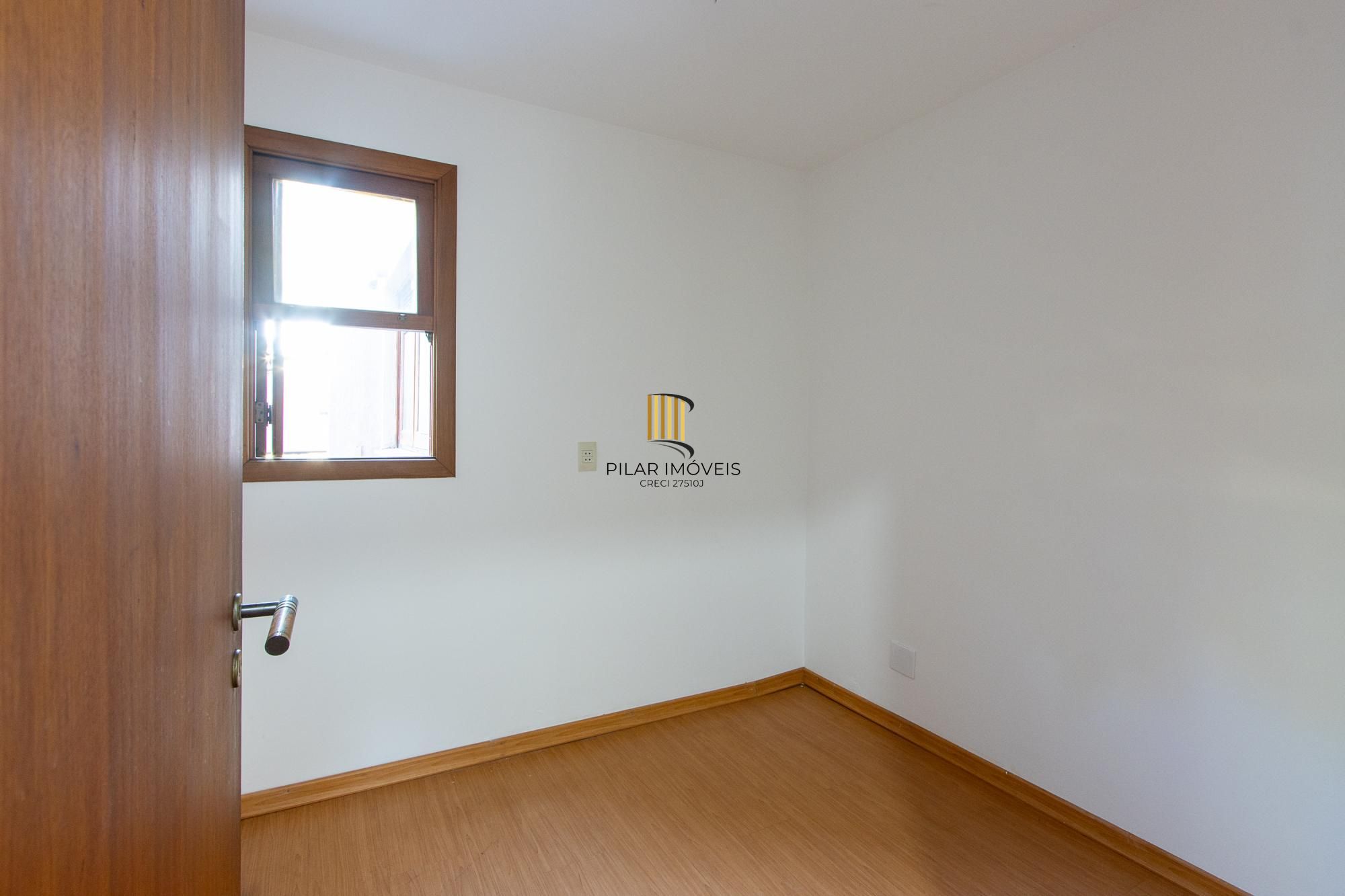 Apartamento bairro Cavalhada com 03 dormitórios, gabinete e 2 vagas 134,35m2 privativos!