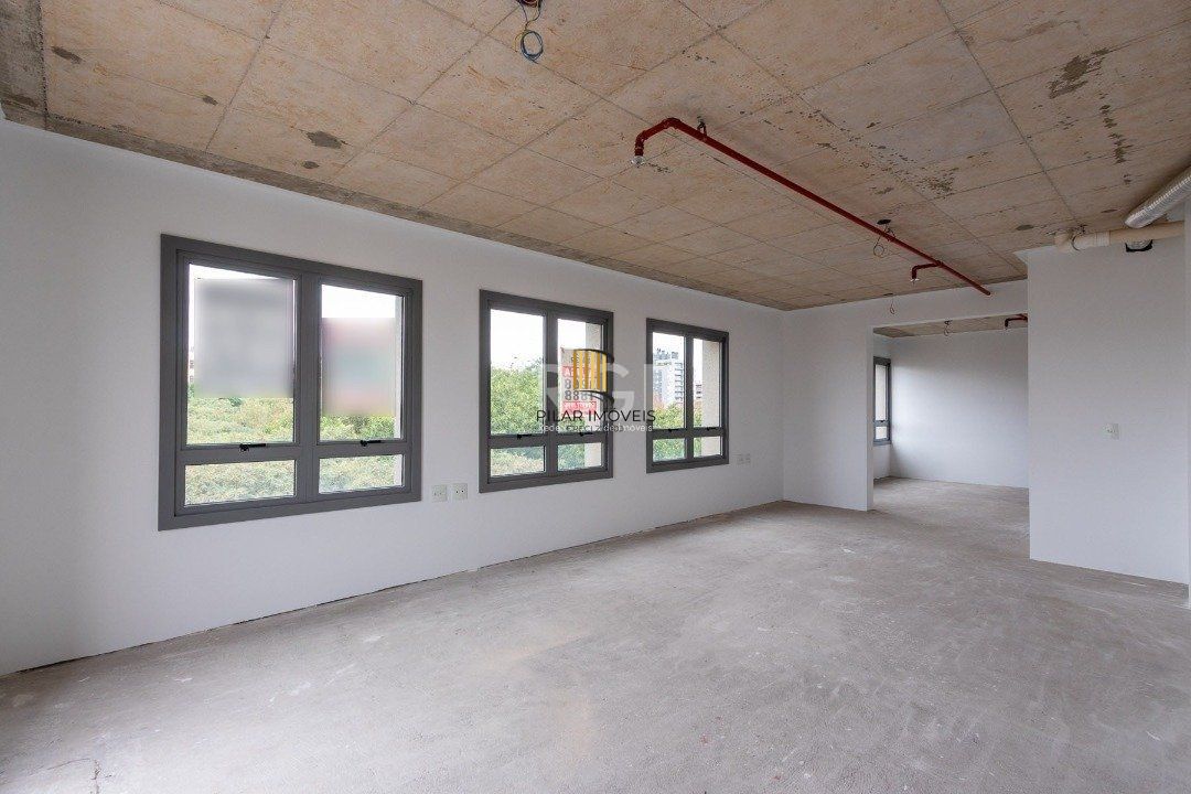 Conjunto/Sala para Venda - 104m², 0 dormitórios, São João