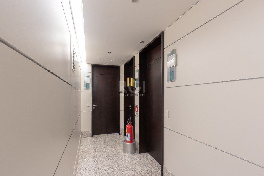 Conjunto/Sala para Venda - 210m², 0 dormitórios, 5 vagas - Cristal