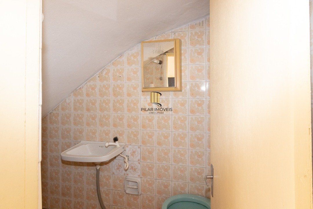 Casa para Venda - 118m², 2 dormitórios, 2 vagas - Medianeira