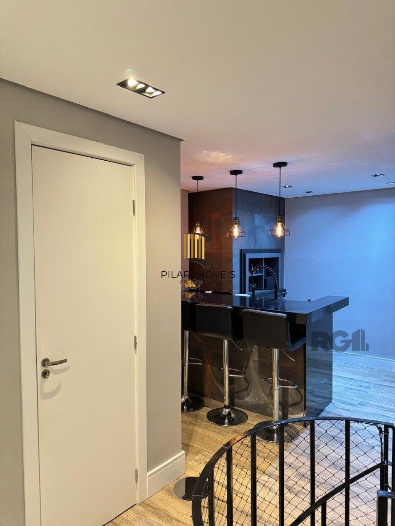 PREDIO RESIDENCIAL COM 6 APTOS ,
