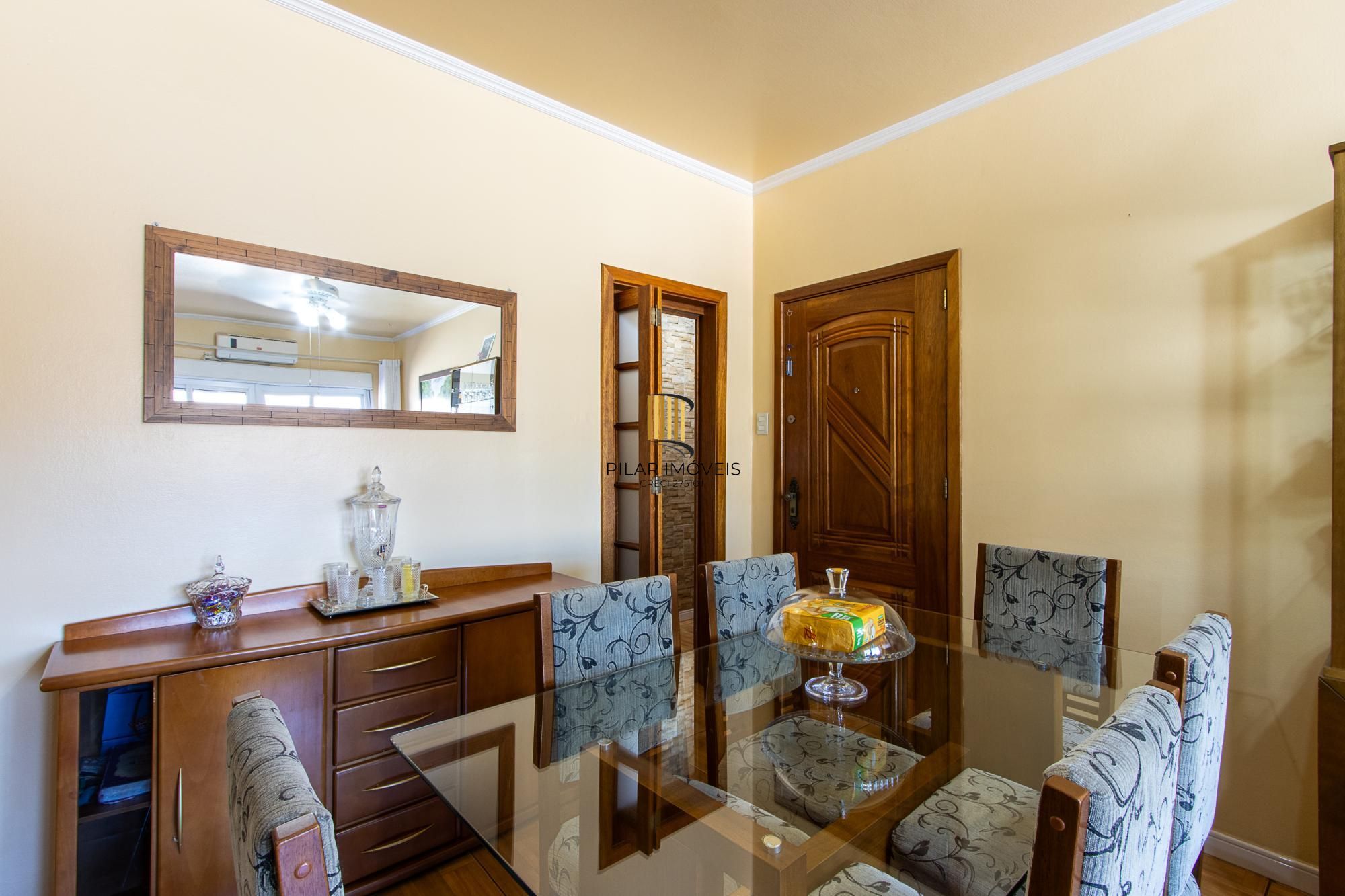 Apartamento de 2 dormitórios no bairro Medianeira.