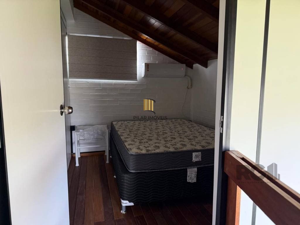 Casa 4 dormitórios no bairro Remanso