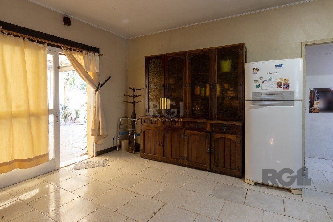Casa Comercial no bairro Tristeza