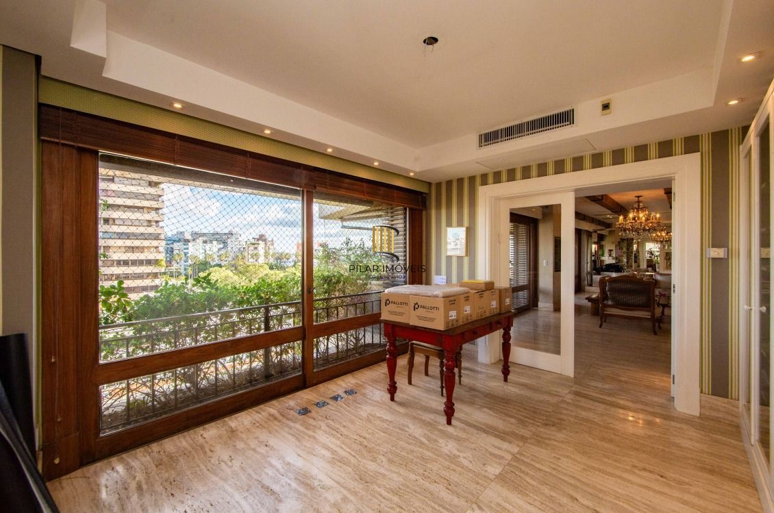 VISTA PERENE COM UM BELISSIMO POR DO SOL, 510M² NO BAIRRO MAIS ELEGANTE DE PORTO ALEGRE, MOINHOS DE VENTO