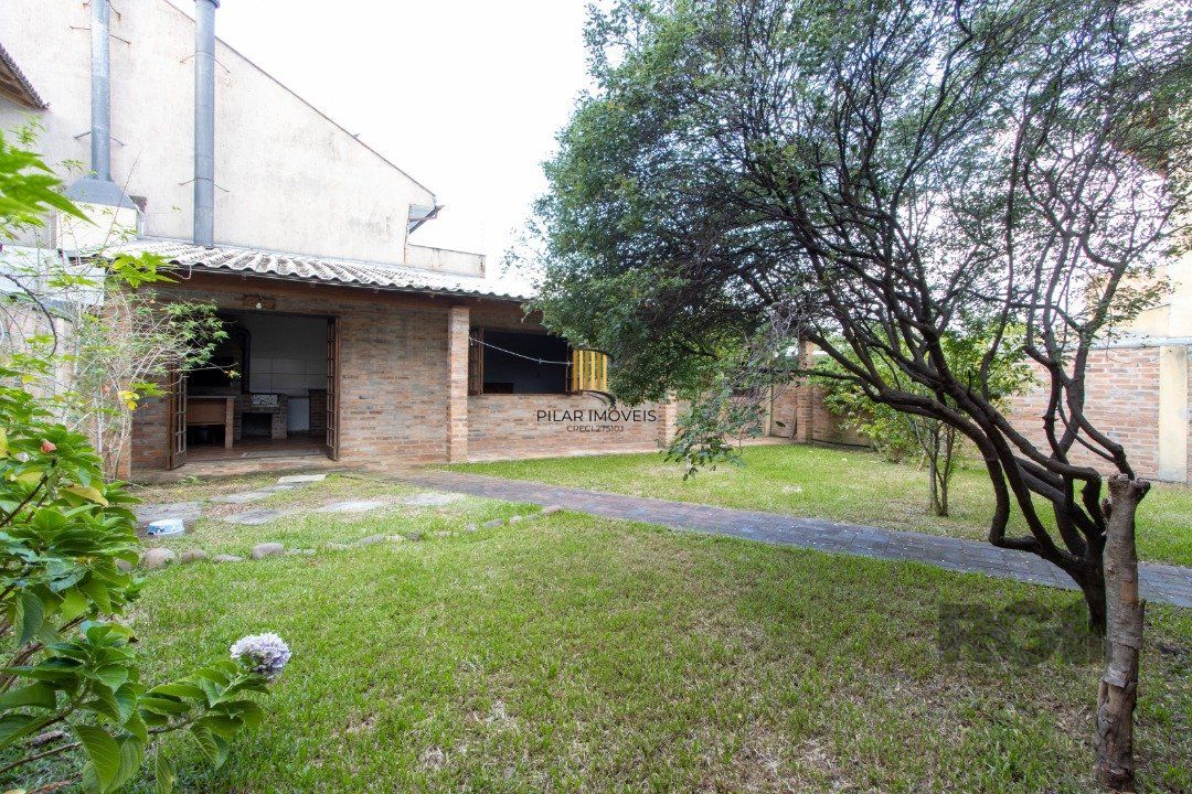 Casa para Venda - 267.81m², 3 dormitórios, sendo 1 suites, 4 vagas - Ipanema