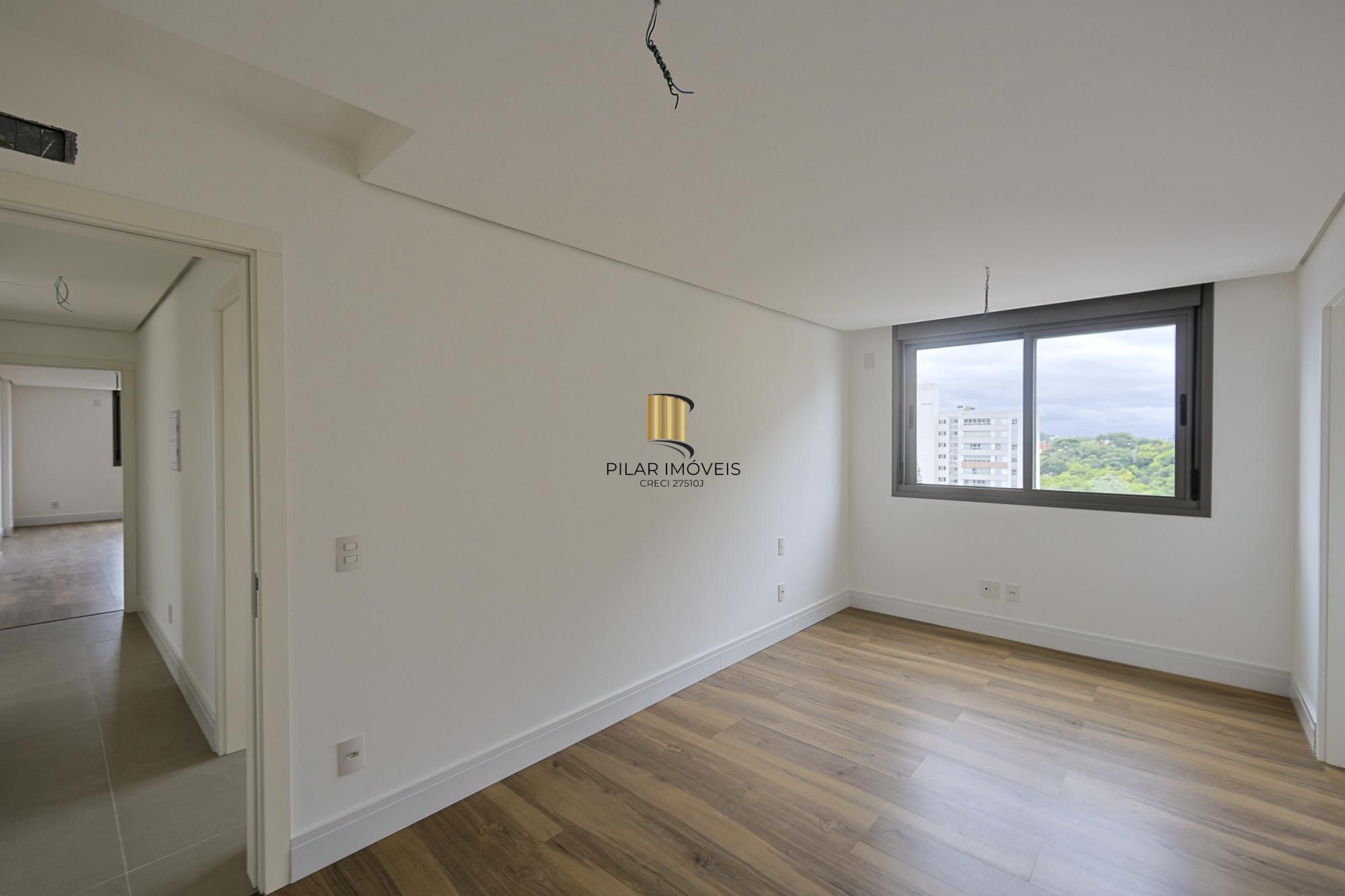 Apartamento com 217m² e 3 dormitórios no bairro Tristeza em PORTO ALEGRE para Comprar