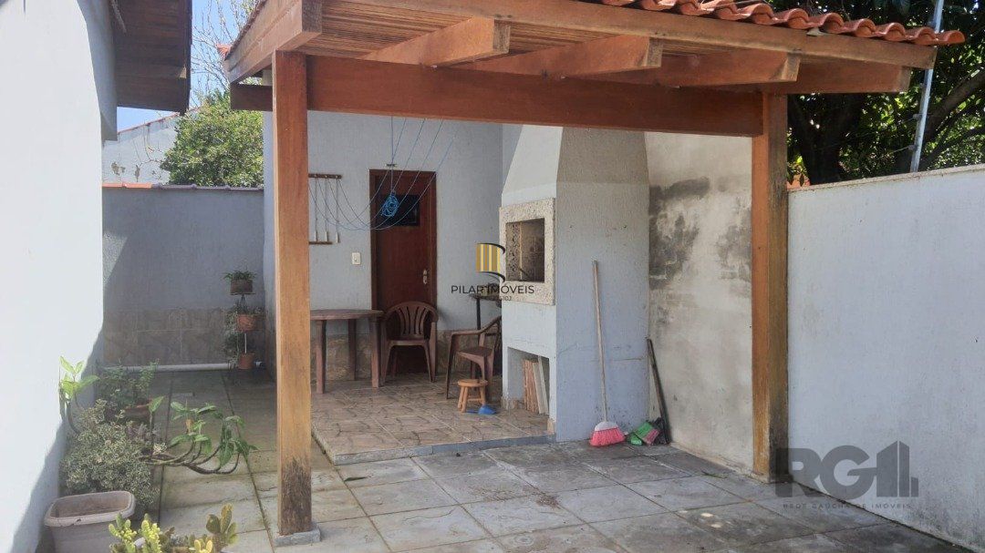 Casa 2 dormitórios no bairro Espírito Santo