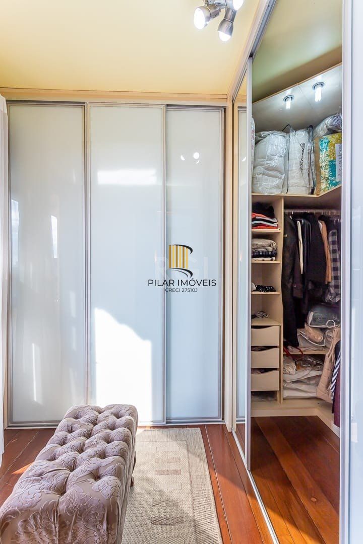 Casa 3 dormitórios no bairro Teresópolis