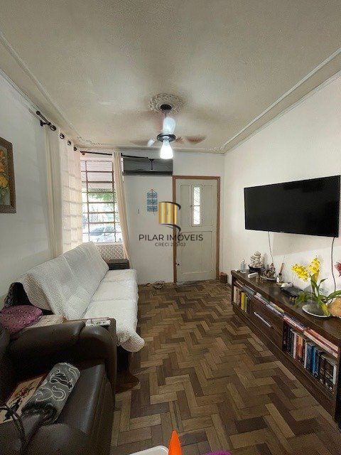 Casa 3 dormitórios no bairro Cristal