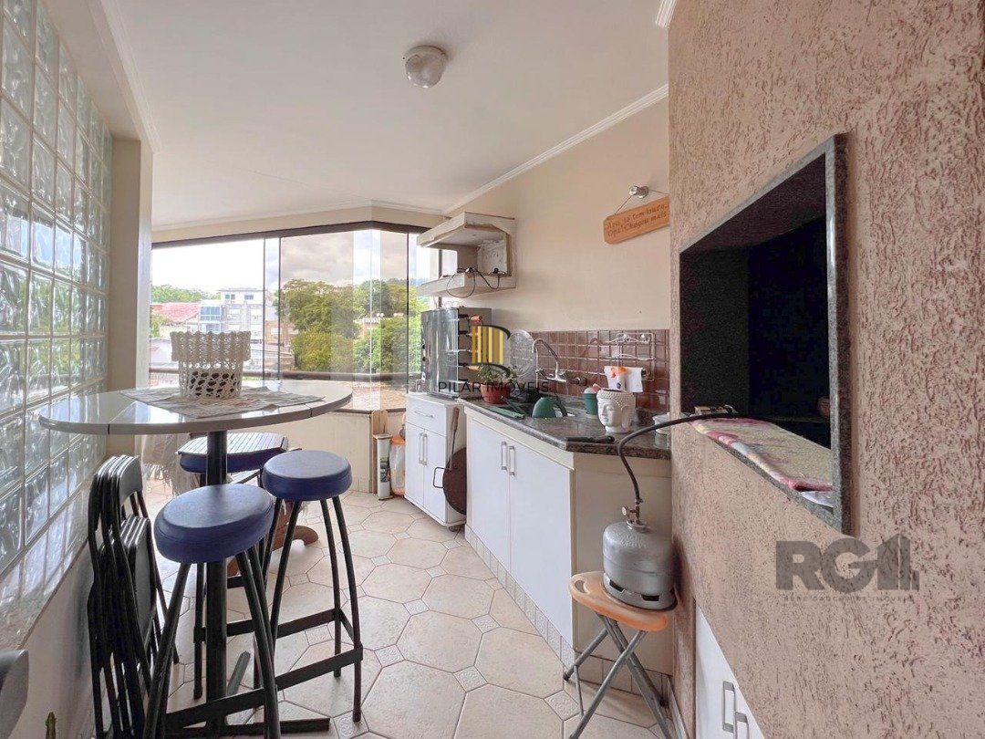 Amplo apartamento à venda com 168m² privativos
