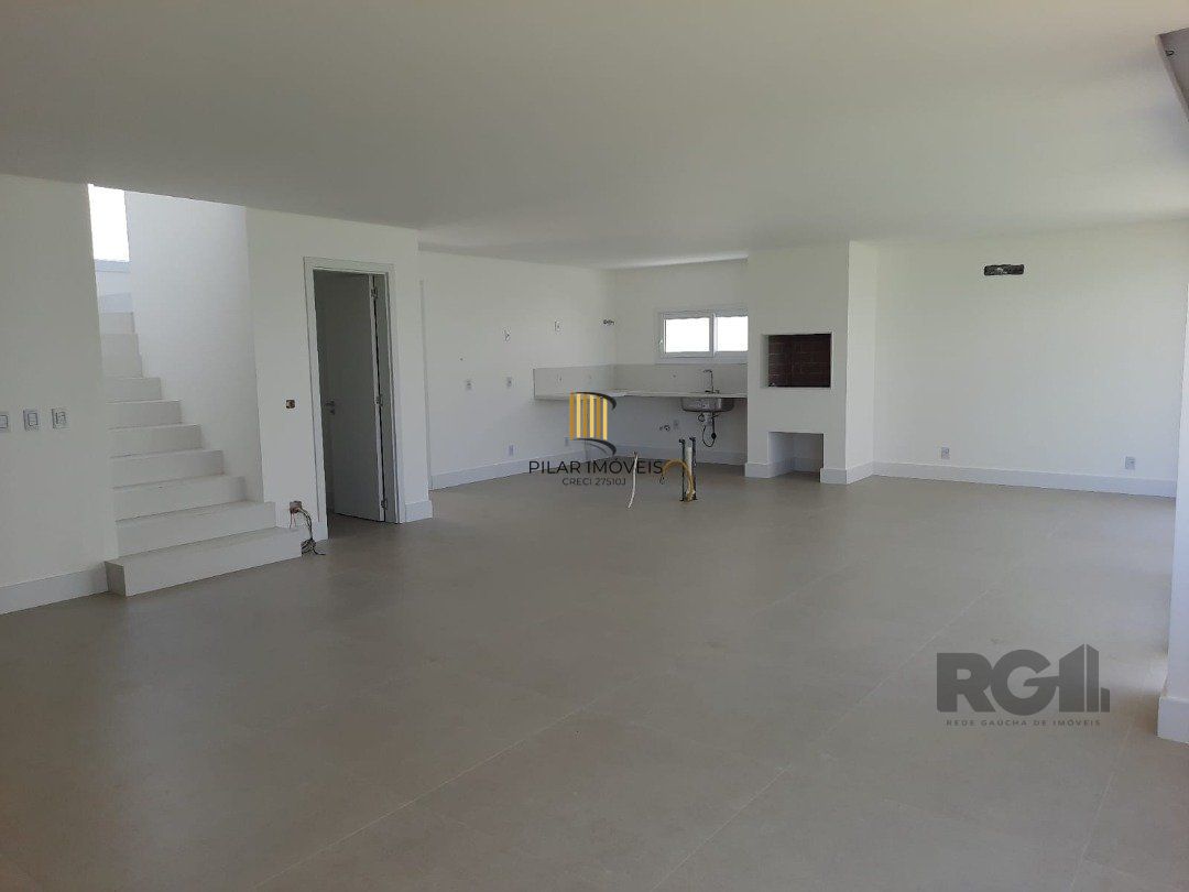 Casa de Condomínio 4 dormitórios no bairro Nova Xangri-lá