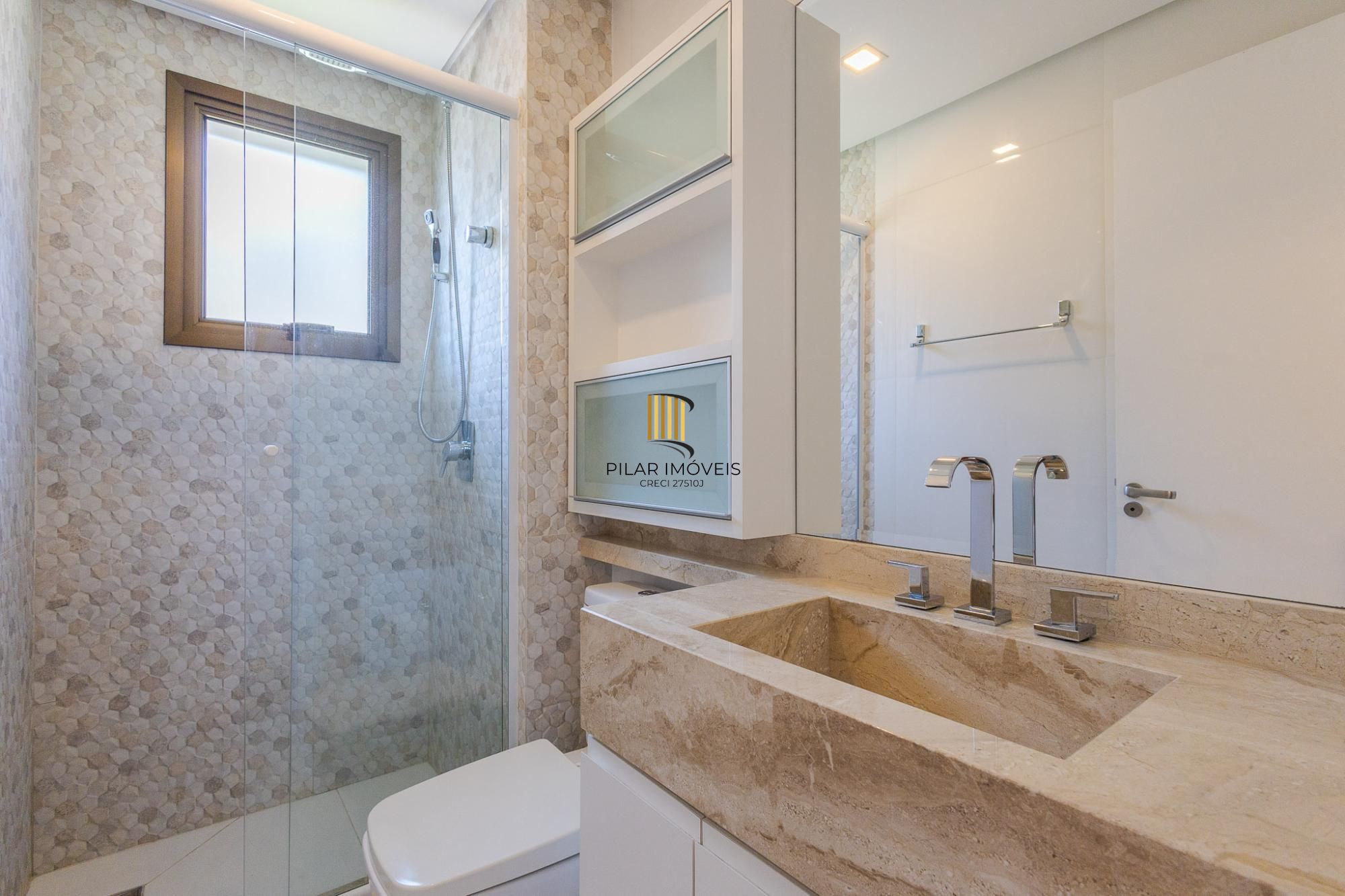 Apartamento 2 dormitórios no Petrópolis