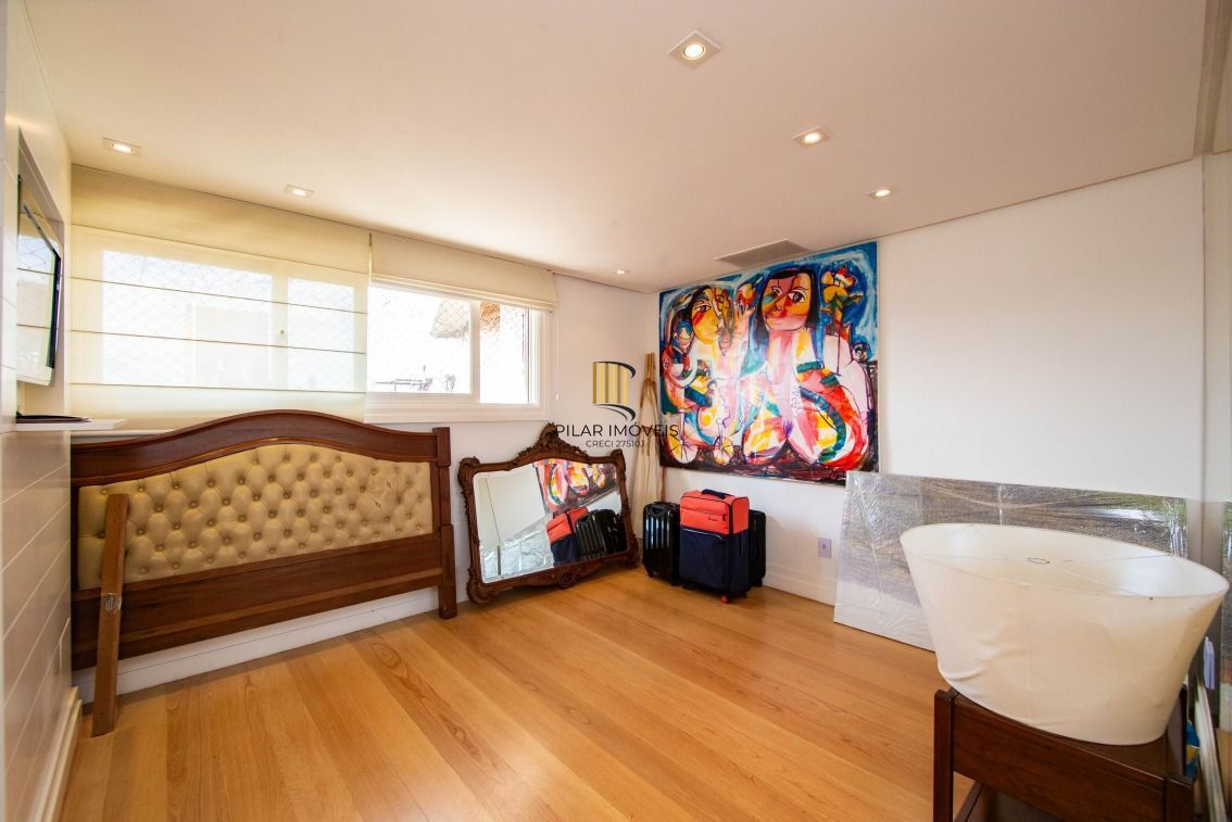 VISTA PERENE COM UM BELISSIMO POR DO SOL, 510M² NO BAIRRO MAIS ELEGANTE DE PORTO ALEGRE, MOINHOS DE VENTO