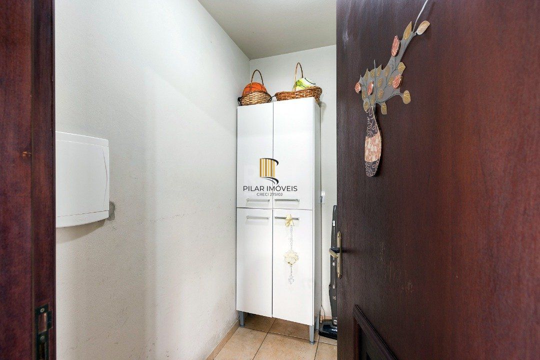 Casa de Condomínio 3 dormitórios no bairro Hípica