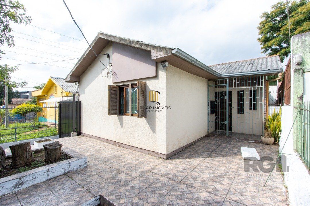 Casa 3 dormitórios, bairro Jardim Carvalho.