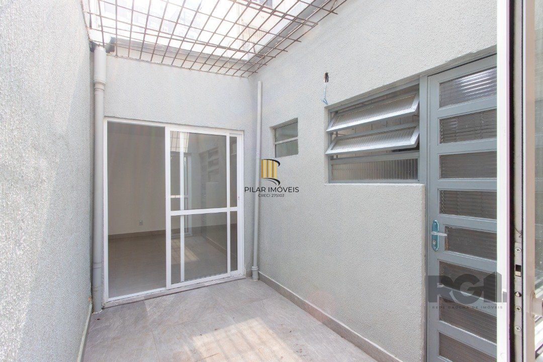 Casa 3 dormitórios no bairro Cidade Baixa