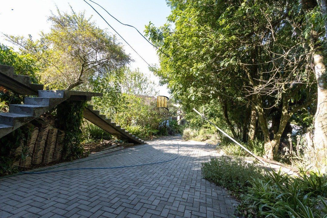 Casa 3 dormitórios no bairro Belém Novo