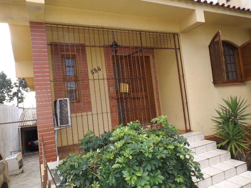 Casa para Venda - 250m², 3 dormitórios, sendo 3 suites, 7 vagas - Medianeira - Pilar Imóveis