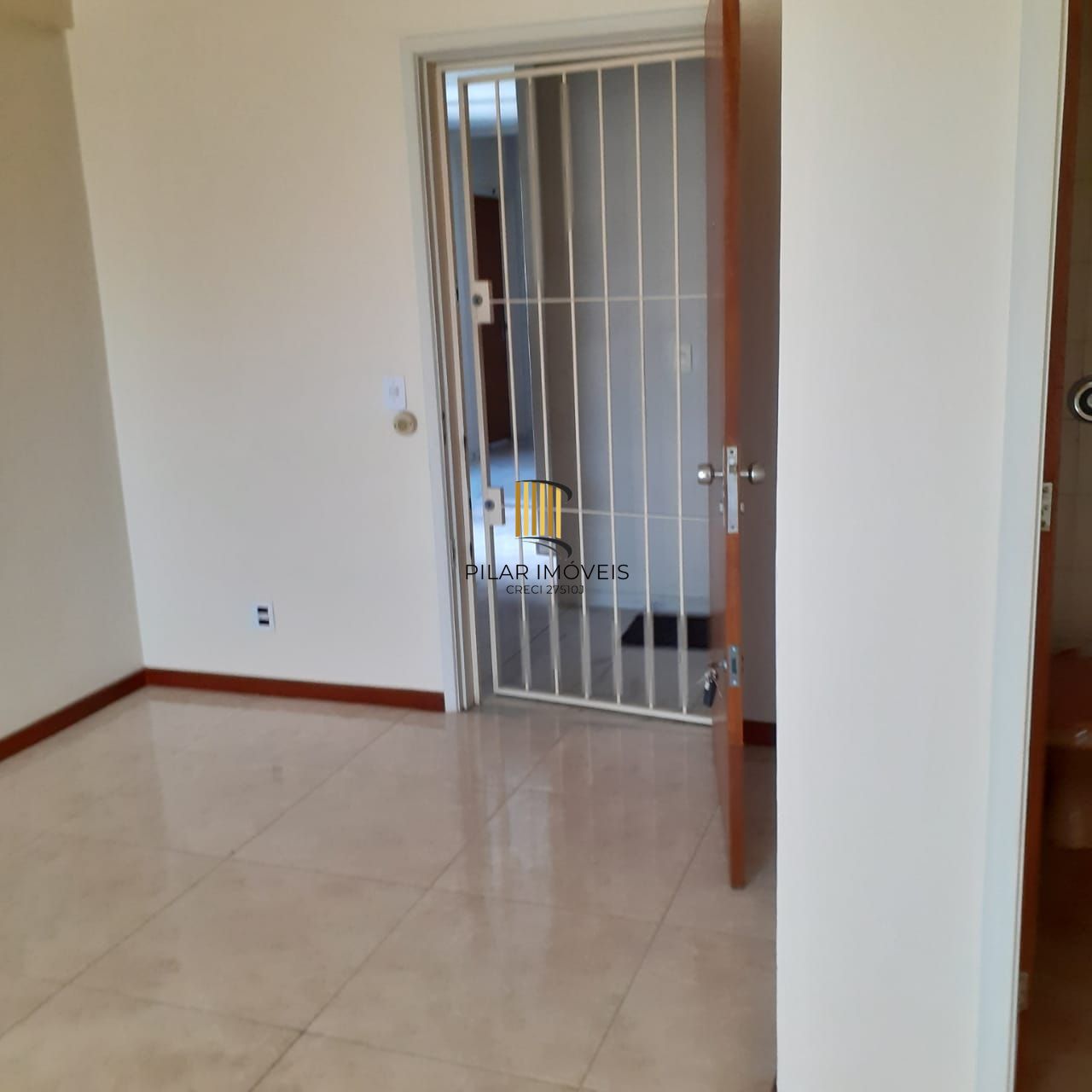 Sala comercial no bairro Petrópolis.