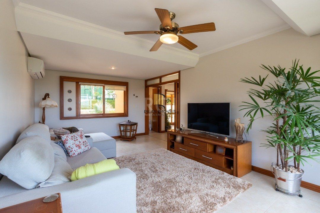 Casa para Venda - 358.78m², 3 dormitórios, sendo 1 suites, 3 vagas - Jardim Isabel