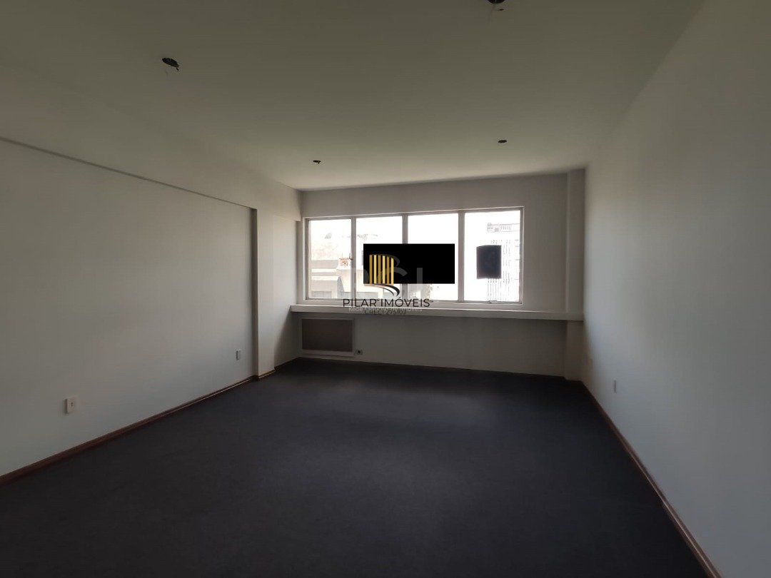 Sala Comercial, no Bairro Petrópolis, com 38,33m².