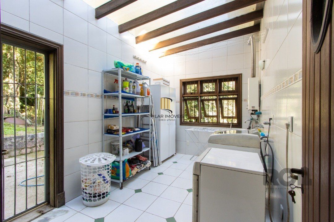 Casa para Venda - 323.49m², 4 dormitórios, sendo 1 suites, 5 vagas - Ipanema
