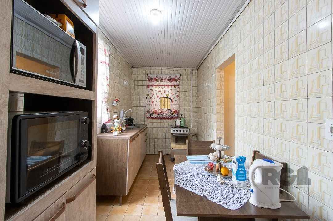 Casa 2 dormitórios no bairro Cristal