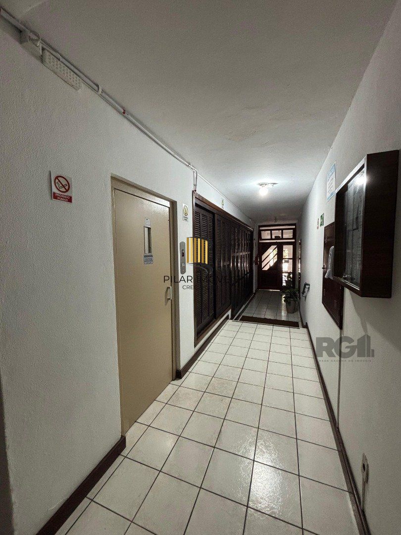 apartamento JK em otimo estado de conservação , prédio com elevador .
