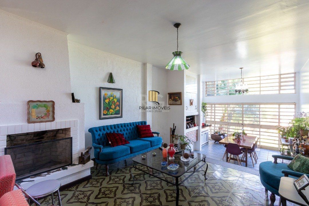 Casa para Venda - 400m², 5 dormitórios, sendo 2 suites, 4 vagas - Vila Assunção