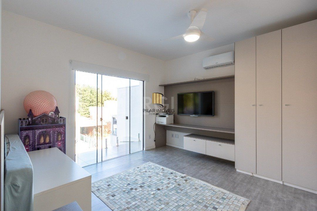 Casa Condominio para Venda - 280m², 3 dormitórios, sendo 3 suites, 4 vagas - Lagos De Nova Ipanema