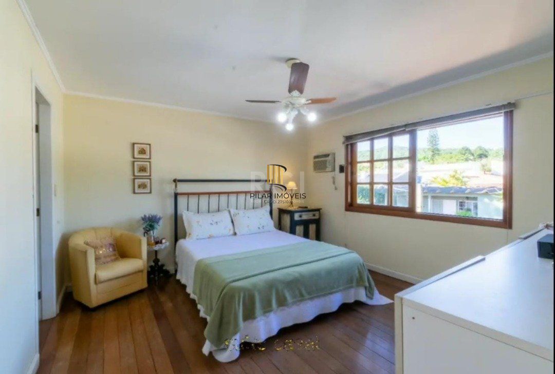 Casa para Venda - 280m², 4 dormitórios, sendo 1 suites, 3 vagas - Jardim Isabel