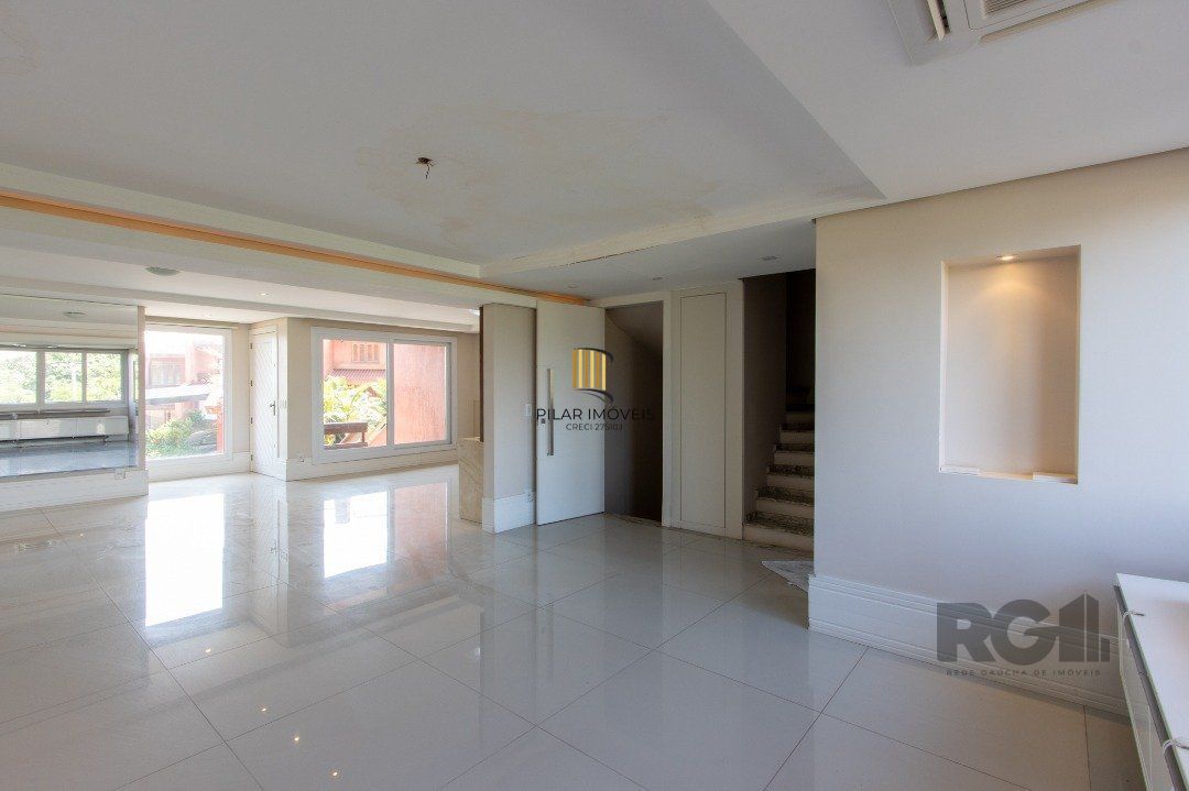 Casa Condominio para Venda - 384.33m², 3 dormitórios, sendo 1 suites, 3 vagas - Cristal