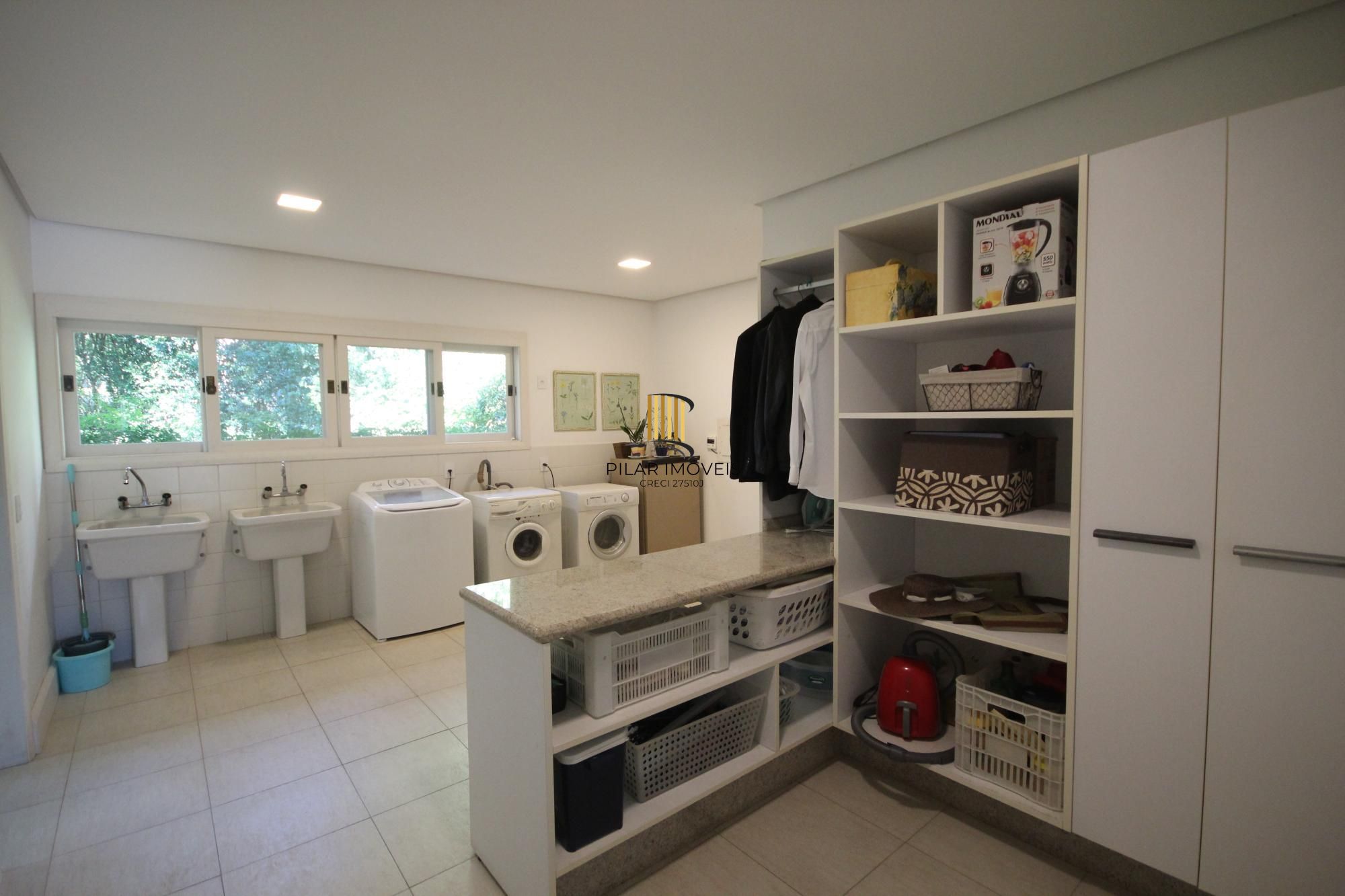 Casa Alto Padrão em Condomínio Fechado - 4 Suítes, Vista Panorâmica