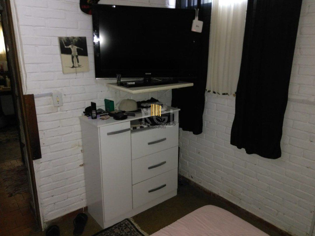 Casa para Venda - 400m², 7 dormitórios, sendo 1 suites, 2 vagas - Vila Assunção