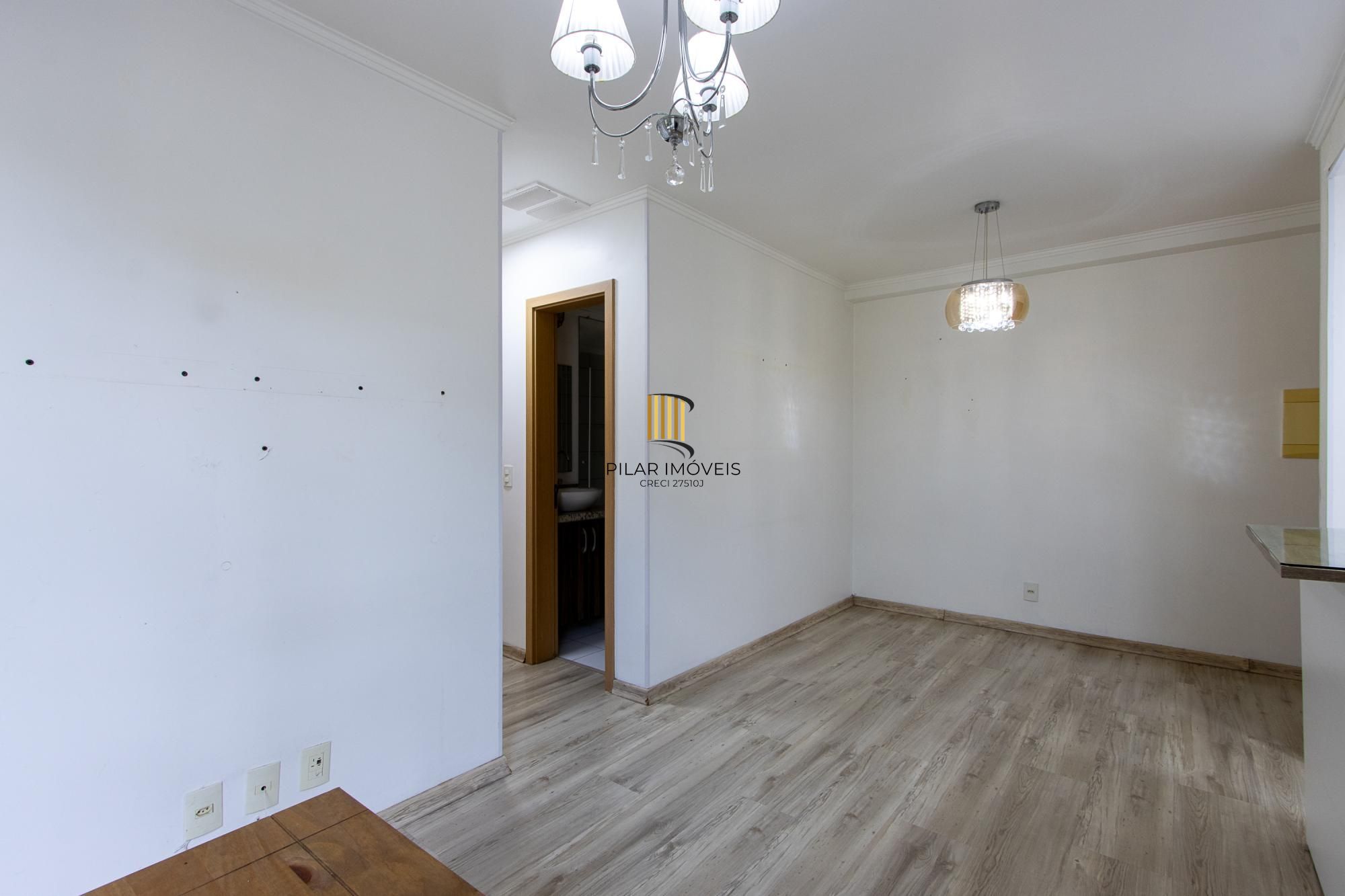 Apartamento com dois quartos e dois banheiros Zona Sul