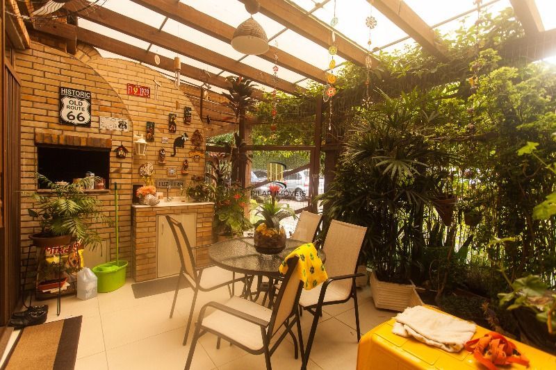 Casa Condominio para Venda - 170m², 3 dormitórios, sendo 1 suites, 2 vagas - Cavalhada