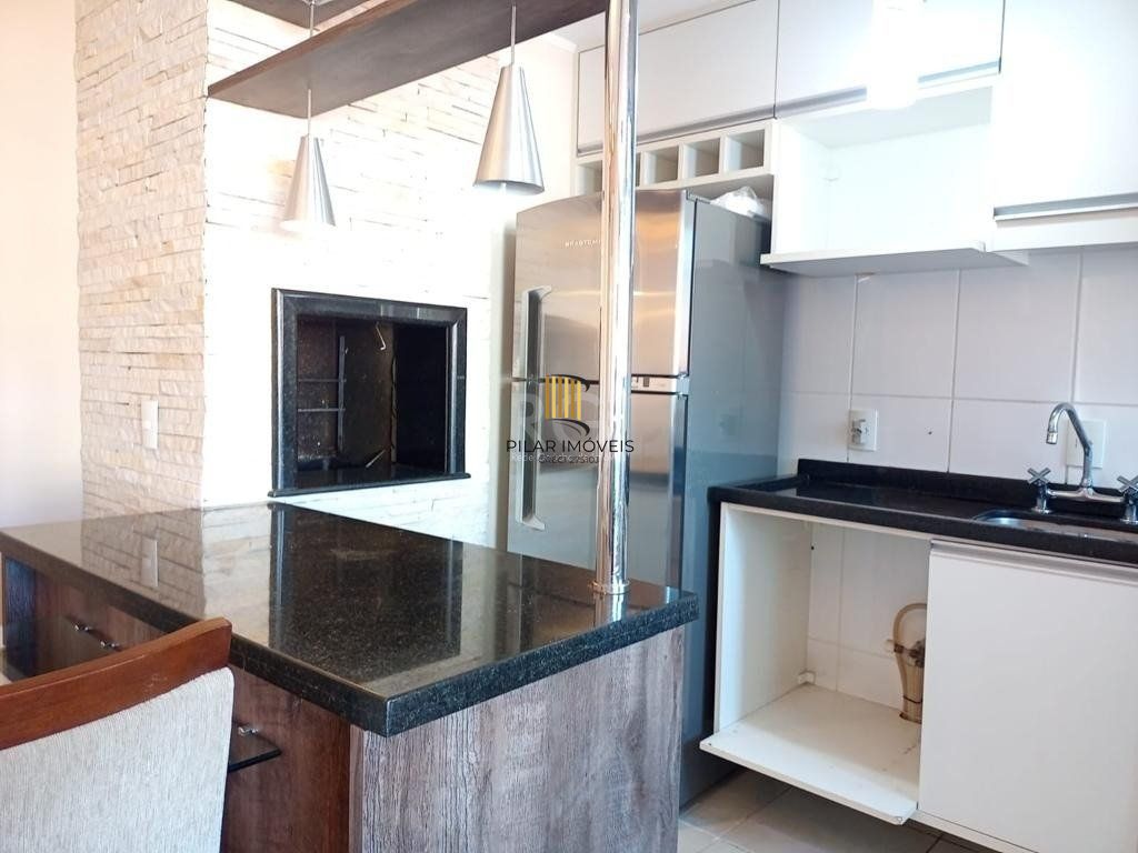 Apartamento à venda bairro Tristeza, 2 quartos, 1 suite, lavabo, churrasqueira, infra, 2 vagas individuais