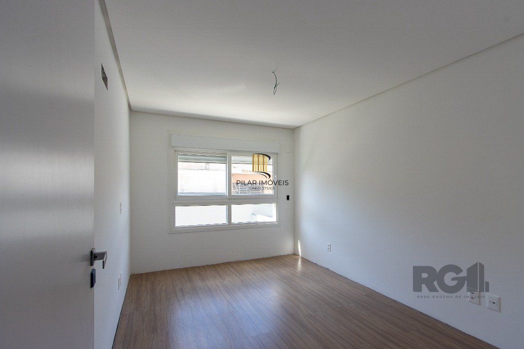 Apartamento para Venda - 143.36m², 3 dormitórios, sendo 1 suites, 2 vagas - Tristeza