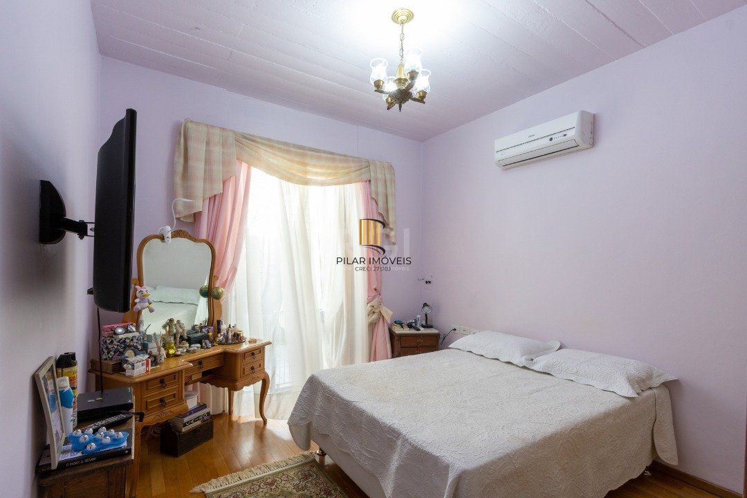 Casa 3 dormitórios no bairro Vila Assunção