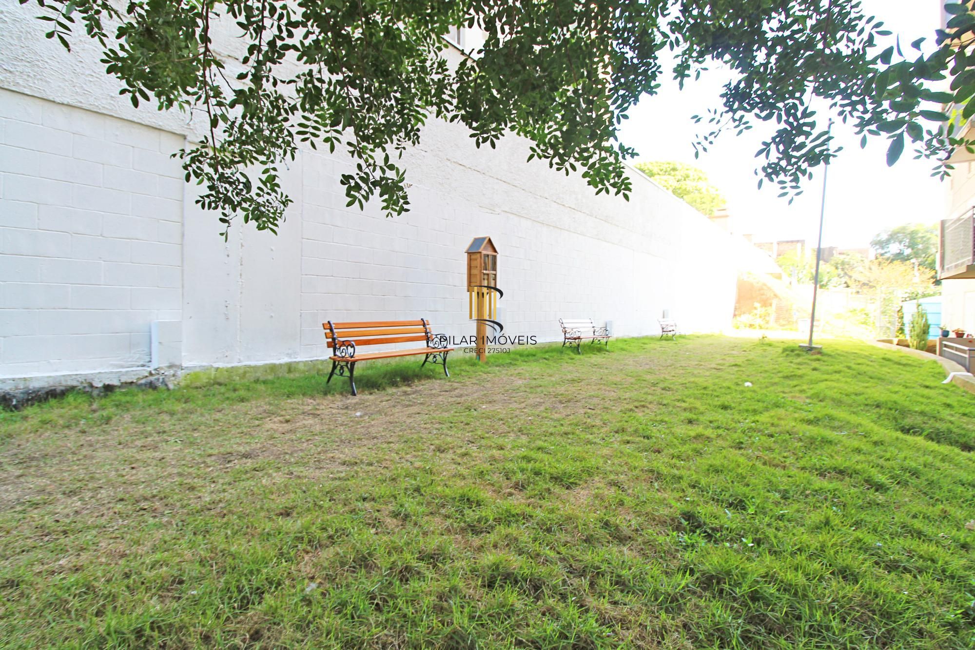 Apartamento de 3 dormitórios, 1 suíte e 2 vagas de garagem cobertas.