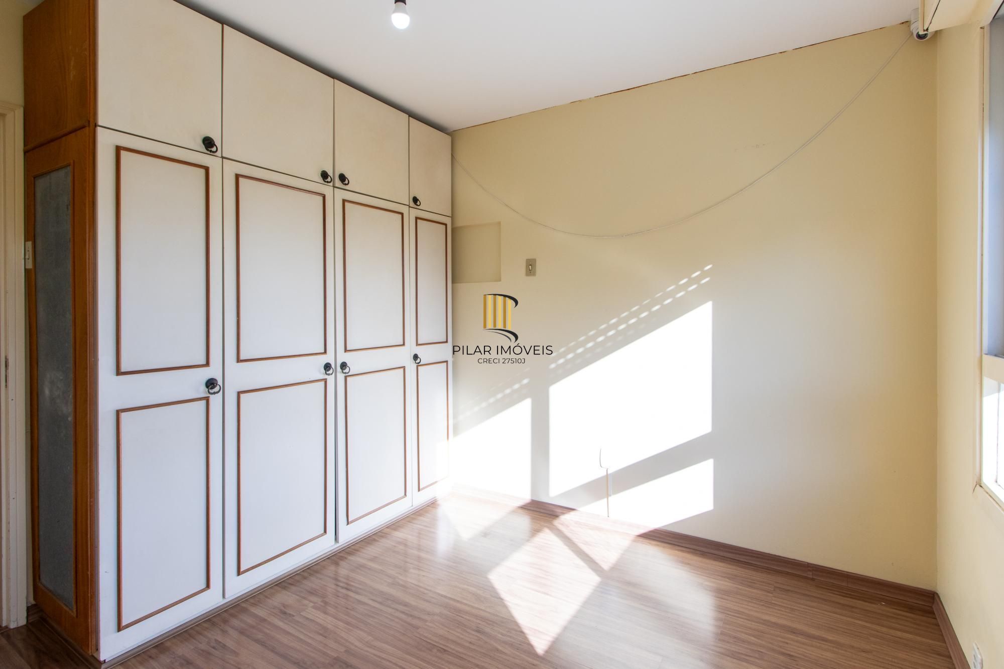 Apartamento de 2 dormitórios e uma vaga,  com infraestrutura