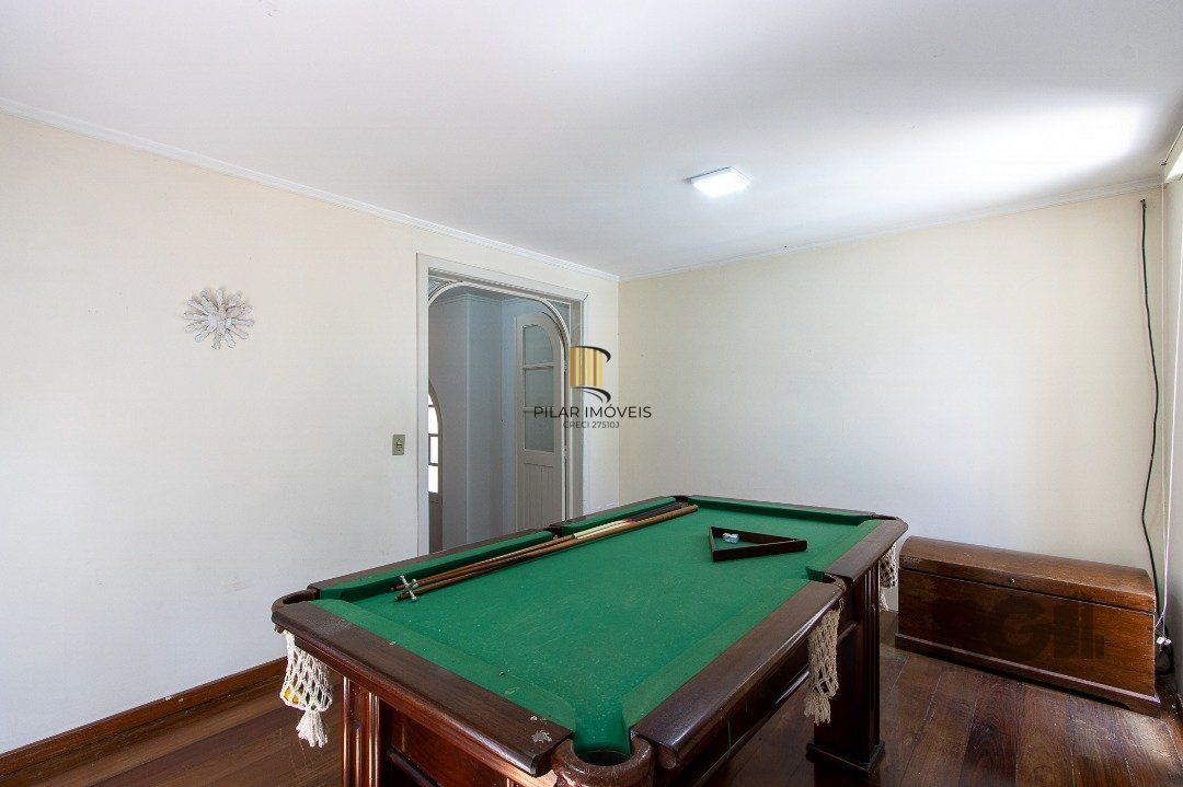 Casa 4 dormitórios no bairro Jardim Isabel