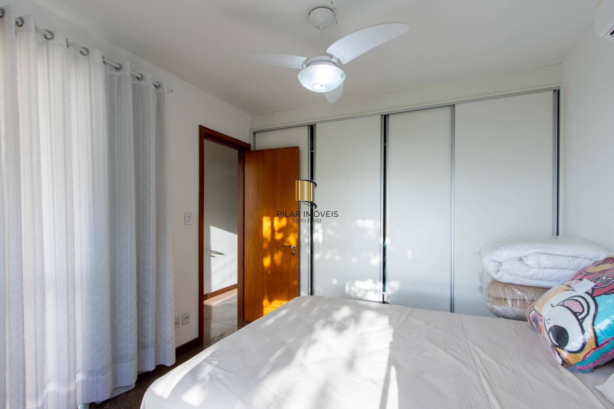 Casa 4 dormitórios com elevador