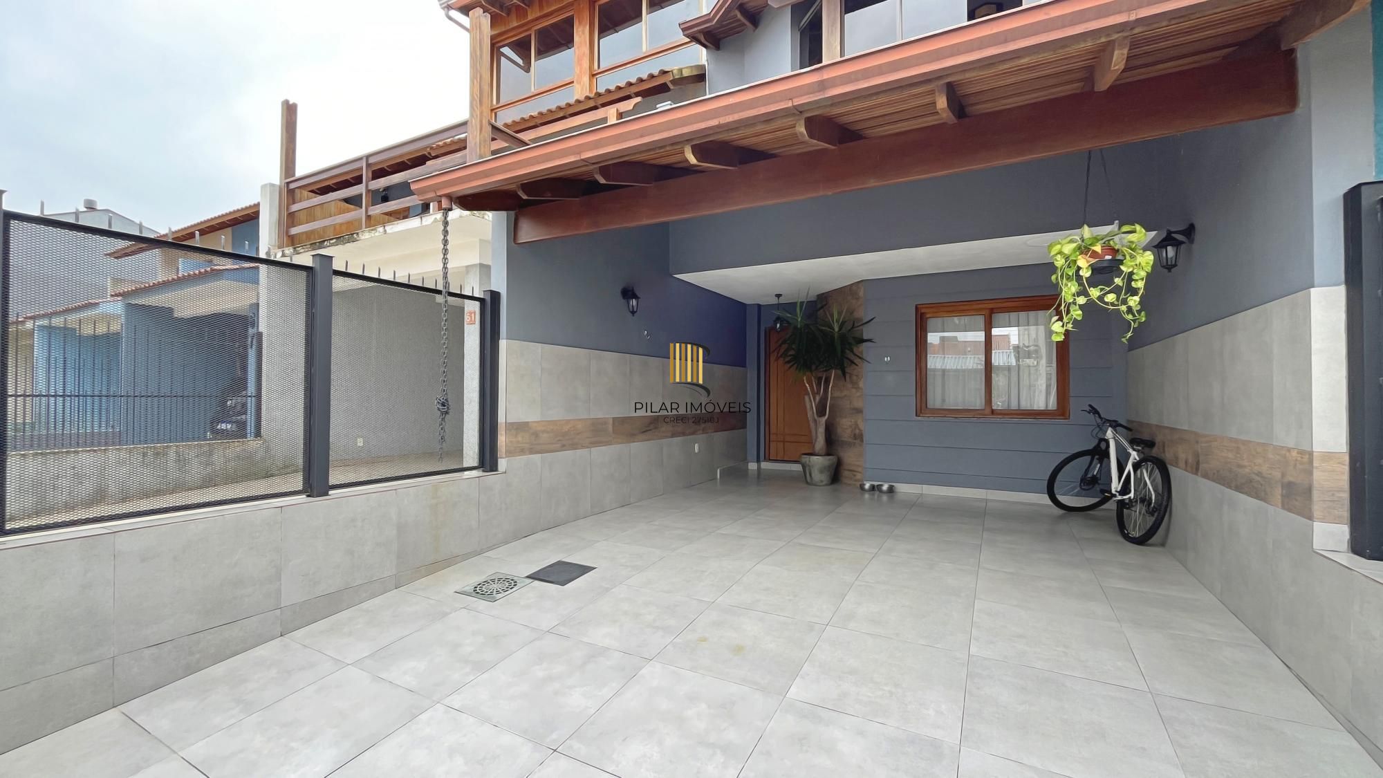 Casa 2 dormitórios no bairro Aberta dos Morros