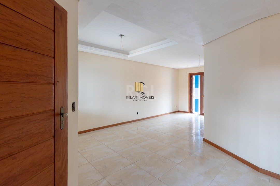 Casa para Venda - 115m², 3 dormitórios, sendo 1 suites, 2 vagas - Urubatã